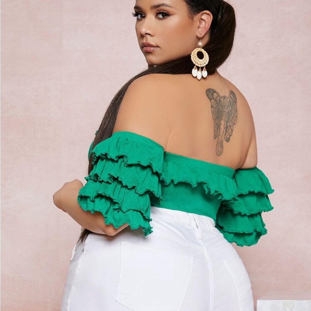SHEIN Green Ruffled Off-Shoulder Crop Top